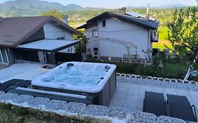 Apartman Lara